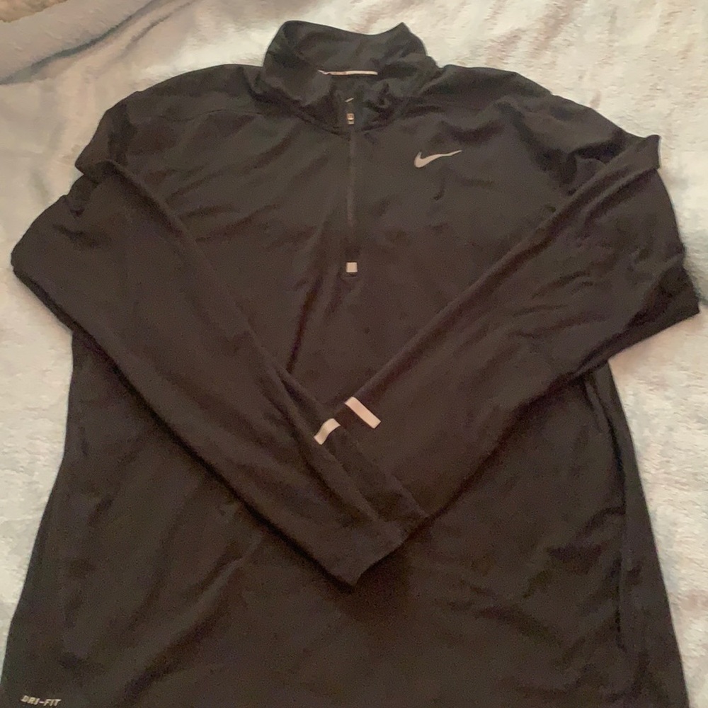 Nike drifit half zip up jacket